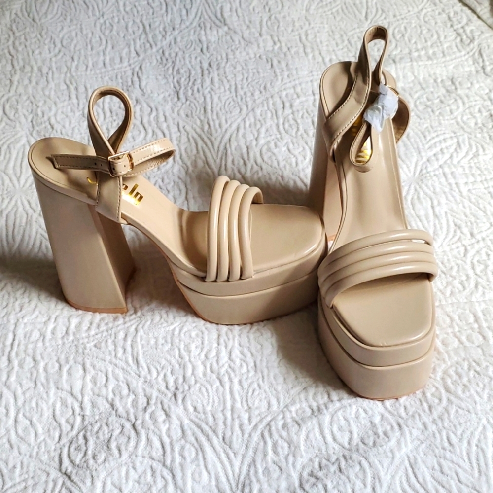 Shein. Women's Platform Heels. Cream. 6.5